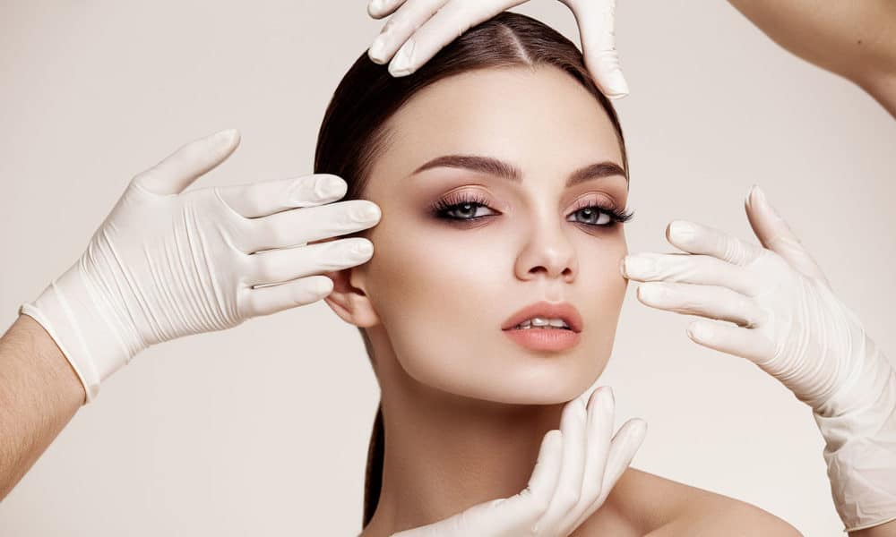 The Impact of Social Media on the Rise in Plastic Surgery