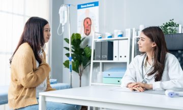 Why Surgical Training Matters When Choosing a Plastic Surgeon
