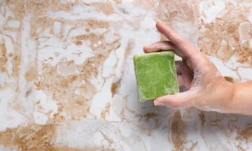 How to Use Salicylic Acid Soap Safely?